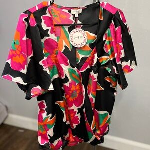 Umgee NWT Blouse